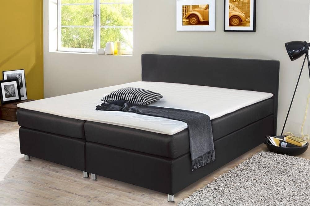 Boxspring Residence lederlook zwart. Boxspring leer. Boxspring skai leer. Boxspring kunstleer. Boxspring lengte maat. Boxspring lengtemaat 210. Boxspring lengtemaat 220. Boxspring 180x220. Boxspring 160x220. Boxspring 140x220. Goedkope boxspring. Boxspring aanbieding. Lange boxspring. Grote boxspring. Boxspring op maat. Boxspring met topper. Boxspring met topmatras.  Boxspring met topdekmatras